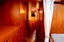 Phantom 38 -