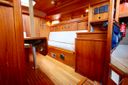 Phantom 38 -