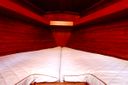 Phantom 38 -
