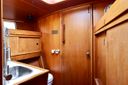 Phantom 38 -