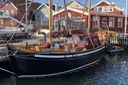 Small sailing ship From Laso