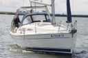 Hunter 33 .
