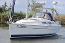 Hunter 33 .
