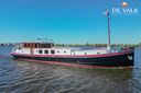 Luxe motor 22 m