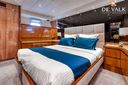 Falcon 82