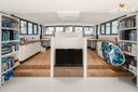 Live aboard MY With berth in Amsterdam