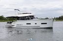 Cobra Yachts Futura 36 Premium Fly
