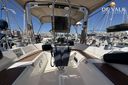 Hunter 50 Center Cockpit