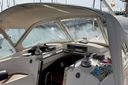 Hunter 50 Center Cockpit