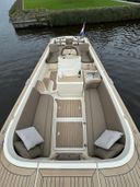 Venegy V30 Classic Cabin (Barkas) -