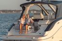 Sea Ray Sundancer 370 (Sea Ray)