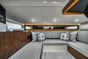 Sea Ray Sundancer 370 (Sea Ray)