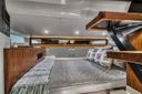 Sea Ray Sundancer 370 (Sea Ray)