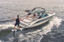 Sea Ray SDX 270 Surf .