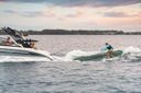 Sea Ray SDX 270 Surf .