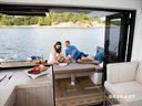 Sealine C390