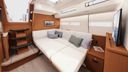 Jeanneau Yachts 55