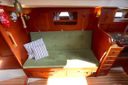 Hallberg Rassy 352 .