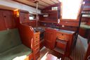 Hallberg Rassy 352 .