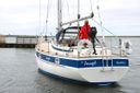 Hallberg Rassy 352 .