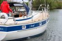 Hallberg Rassy 352 .