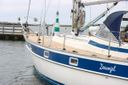 Hallberg Rassy 352 .