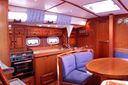 Bavaria 370