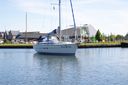 Bavaria 370