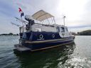Linssen Sturdy 1000 AC Royal Bom Dia