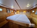 Linssen Sturdy 1000 AC Royal Bom Dia