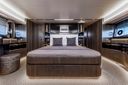 Pearl 73 -