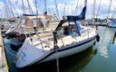 Beneteau First 32 .