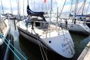 Beneteau First 32 .