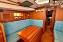 Hallberg Rassy 352