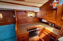 Hallberg Rassy 352