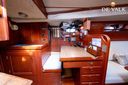 Hallberg Rassy 38