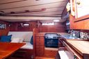 Hallberg Rassy 38