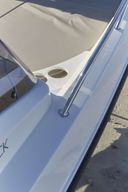 Quicksilver Activ 675 Sundeck