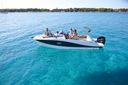 Quicksilver Activ 755 Sundeck