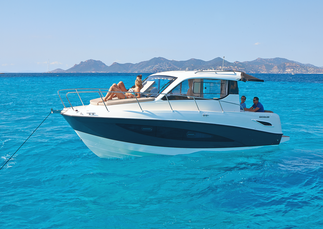 Quicksilver ACTIV 905 WEEKEND INBOARD