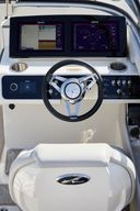 Sea Ray SLX 250