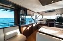 Prestige X60 Flybridge #08