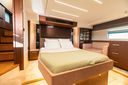 Prestige X60 Flybridge #08