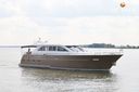 Van den Hoven Executive 1700