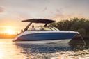 Sea Ray SLX 260