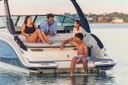Sea Ray SLX 260