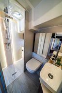 Cobra Yachts Maestro 42 Fly Nieuw